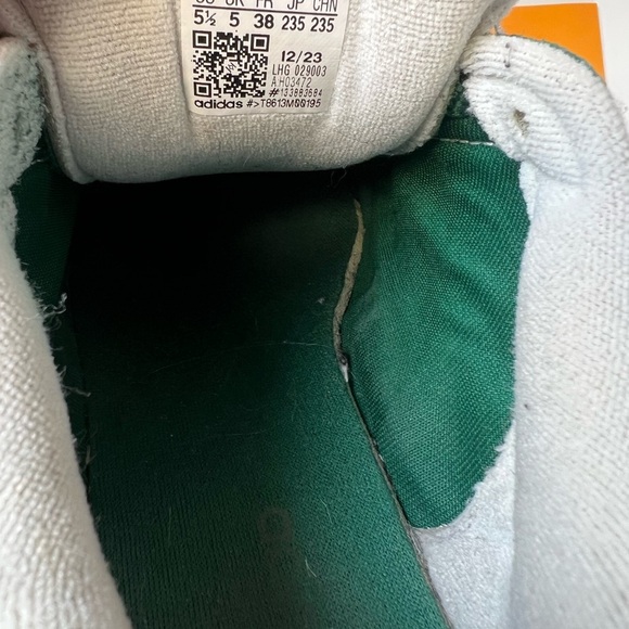 Adidas Campus Forest Green Sneakers with White Stripes size 5.5/ 7 woman's - Picture 7 of 7